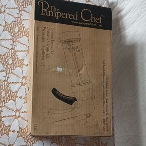 Pampered Chef Cookie Press with Black Handle